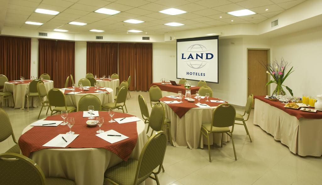 Land Express Neuquen Hotell Exteriör bild